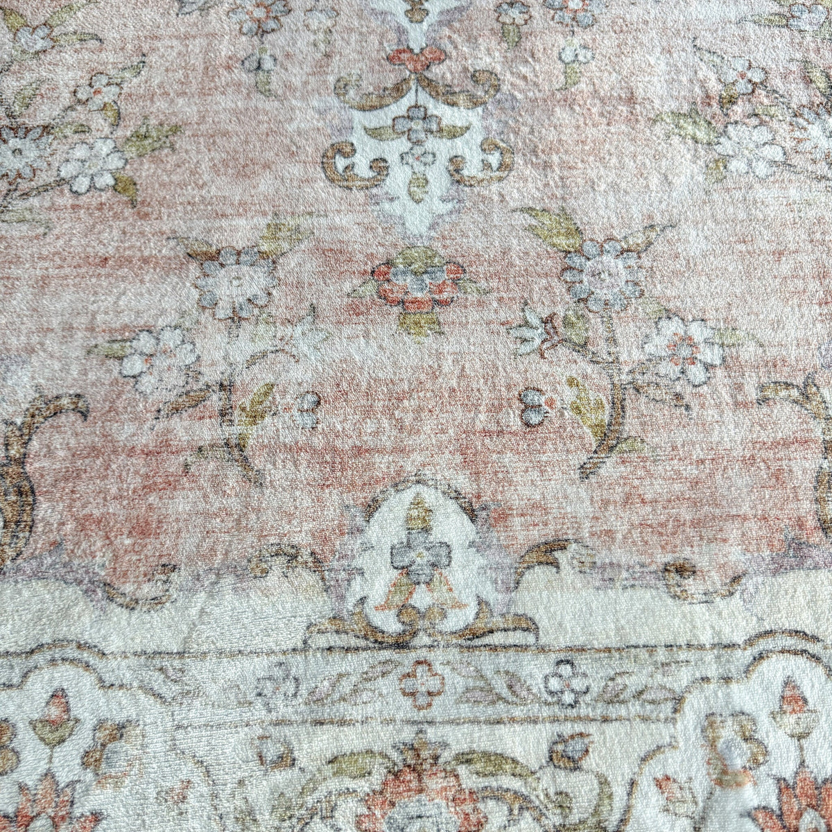 Vintage Rug - Ember Medallion Pink