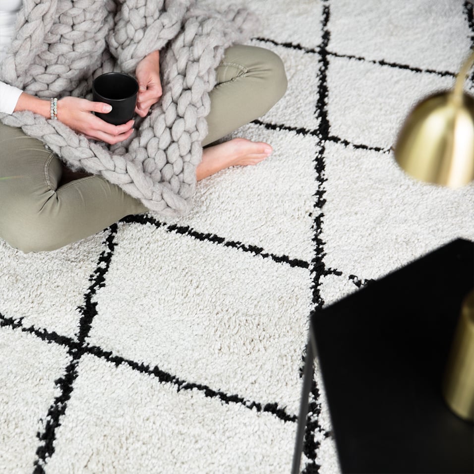Square High Pile Rug - Grand Lines Cream/Black