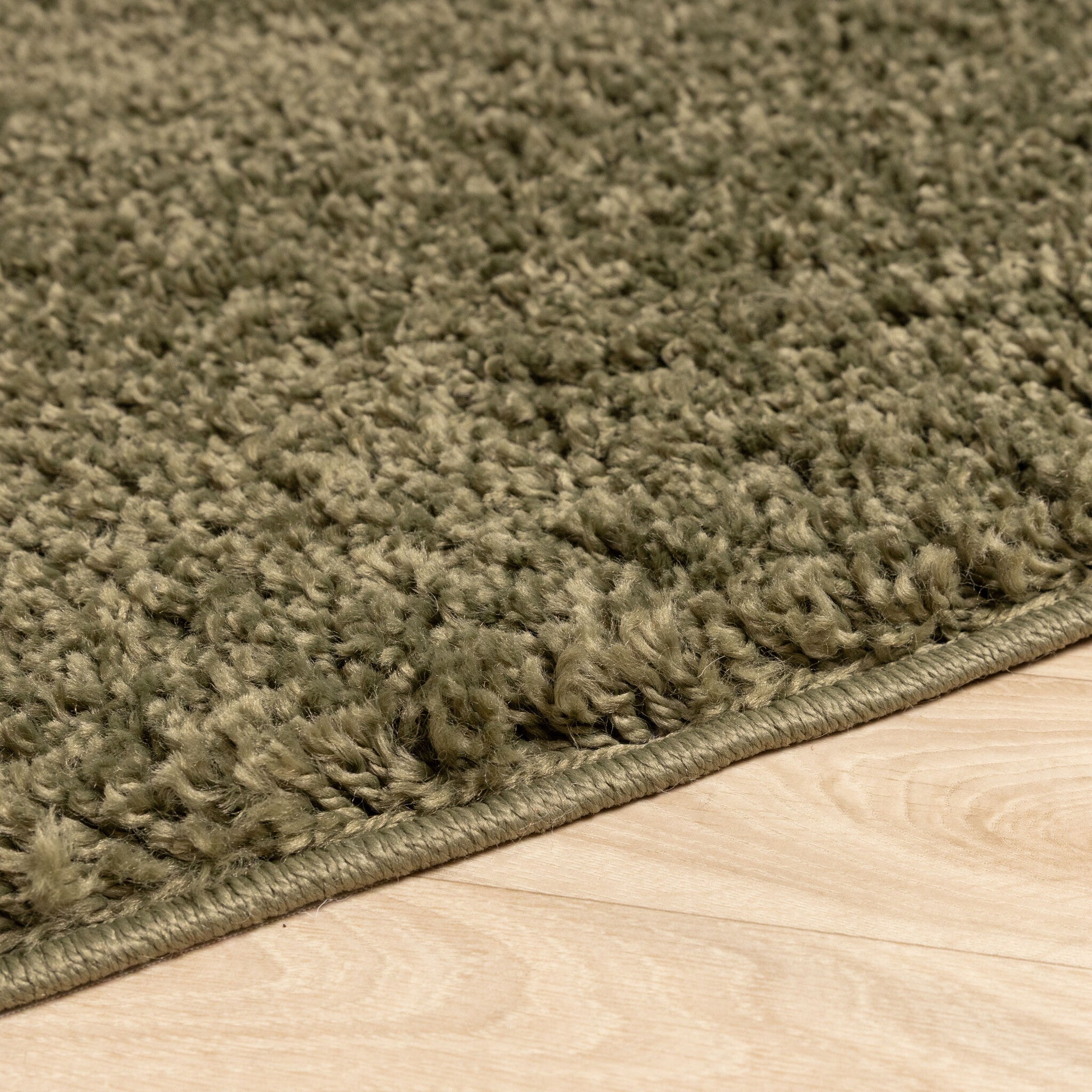 Round High-Pile Rug – Wish Green