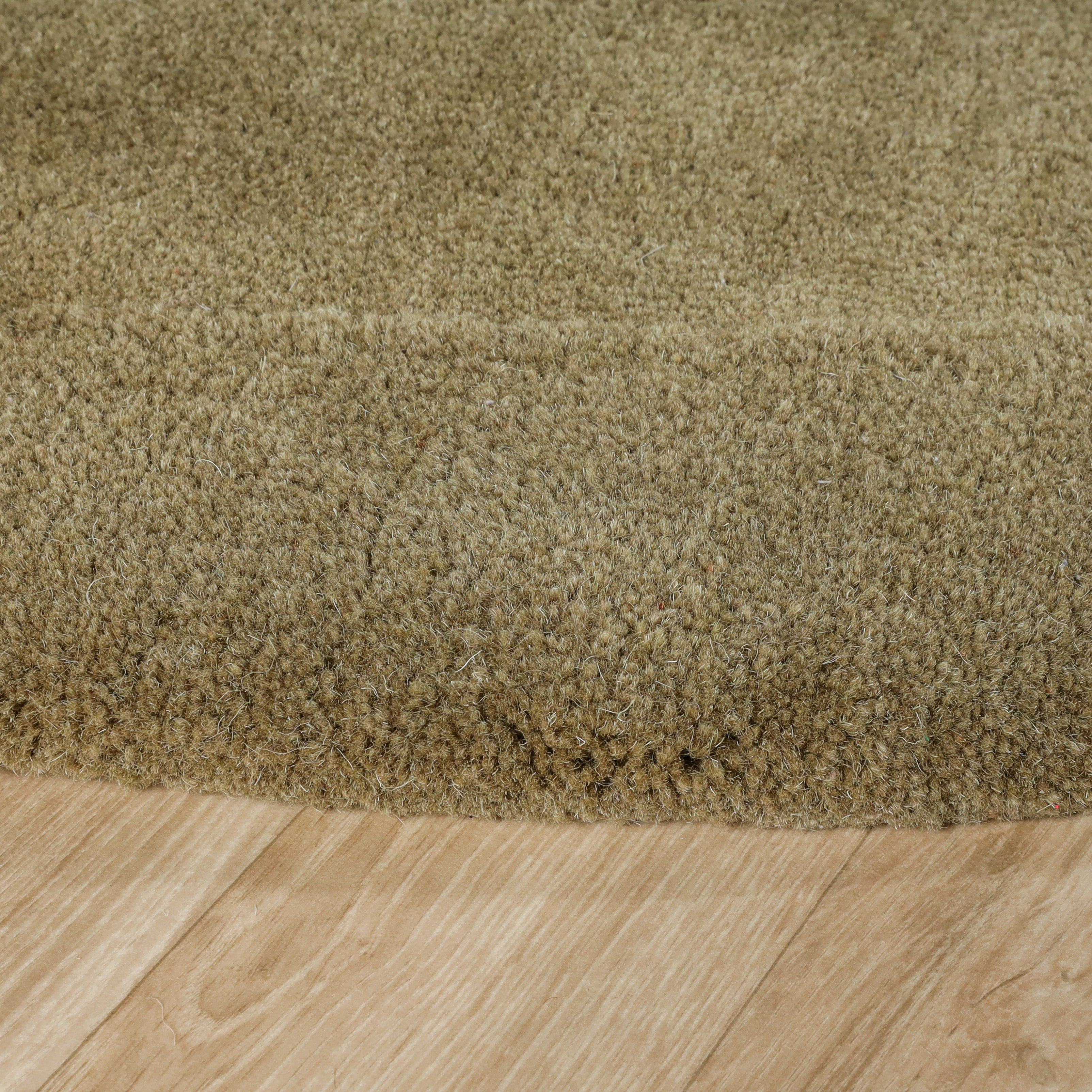 Tapis organique - Isara Border Vert Olive